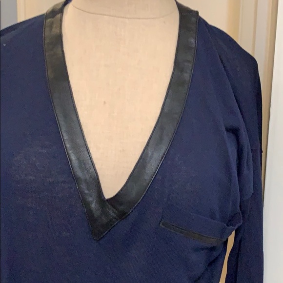 - Elizabeth & James V-neck leather trim - Picture 3 of 6